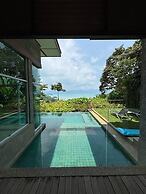 Ambong Pool Villas