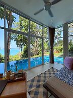 Ambong Pool Villas