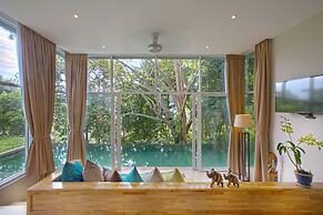Ambong Pool Villas