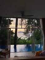 Ambong Pool Villas