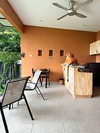 Ambong Pool Villas