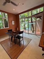 Ambong Pool Villas
