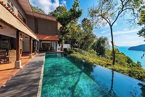 Ambong Pool Villas