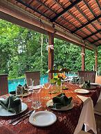Ambong Pool Villas