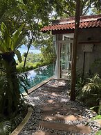 Ambong Pool Villas