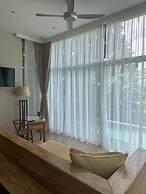Ambong Pool Villas