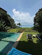 Ambong Pool Villas