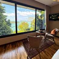 Ambong Pool Villas