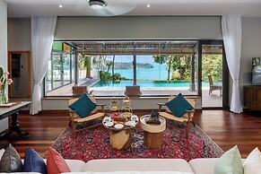 Ambong Pool Villas