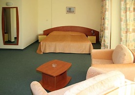 Hotel Grand