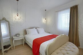 Alakapi Hotel & Villas