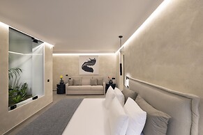 Tropicana Suites & Villas