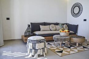 Tropicana Suites & Villas