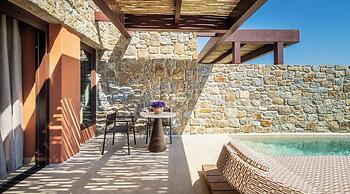 Tropicana Suites & Villas