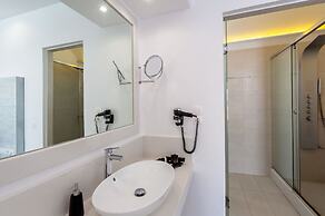 Tropicana Suites & Villas