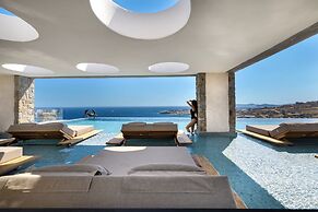 Tropicana Suites & Villas