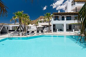 Tropicana Suites & Villas