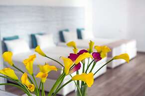 Tropicana Suites & Villas