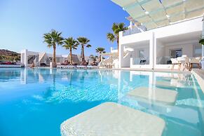 Tropicana Suites & Villas