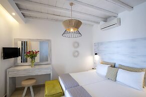 Tropicana Suites & Villas