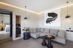 Tropicana Suites & Villas