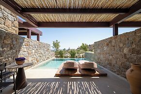 Tropicana Suites & Villas