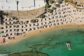 Tropicana Suites & Villas