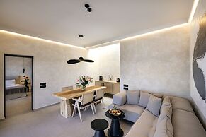 Tropicana Suites & Villas