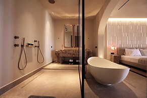 Tropicana Suites & Villas