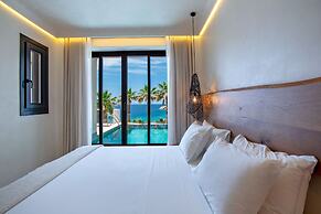 Tropicana Suites & Villas