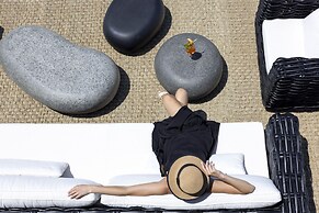 Tropicana Suites & Villas