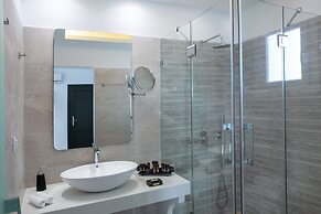 Tropicana Suites & Villas