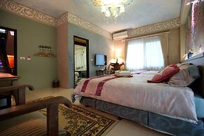 The Wonderland B&B