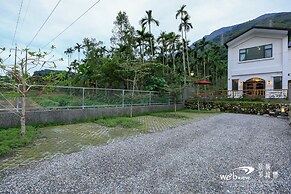Wuju Wusu B&B
