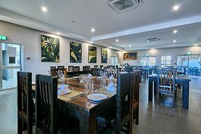 Kalahari Arms Hotel