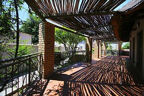 Kalahari Arms Hotel