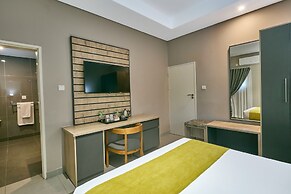 Kalahari Arms Hotel
