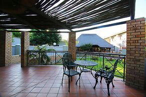 Kalahari Arms Hotel
