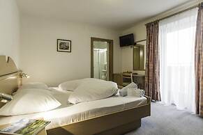 Hotel Adler