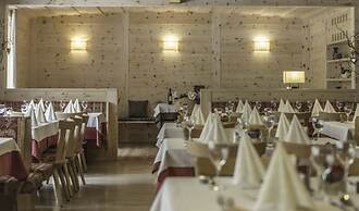 Hotel Adler