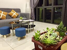 Charming Suite at Sunway and PJ