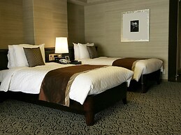 Atami Season Hotel