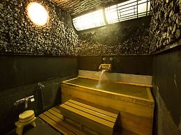 Atami Season Hotel