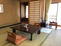 Atami Kinjokan