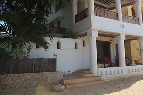 Kijani Hotel