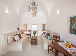 Hector Cave House