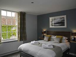 The Coach Hotel
