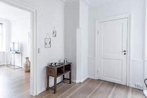 Large Apartment in Historic Centre