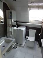 Exclusive Apartment - Rees