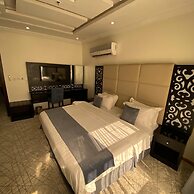 City Center Plaza Aparthotel